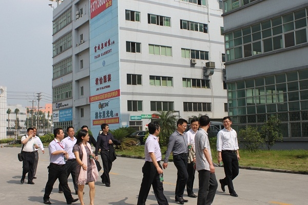 株洲國家高新技術產(chǎn)業(yè)開發(fā)區(qū)領導蒞臨我集團調(diào)研考察